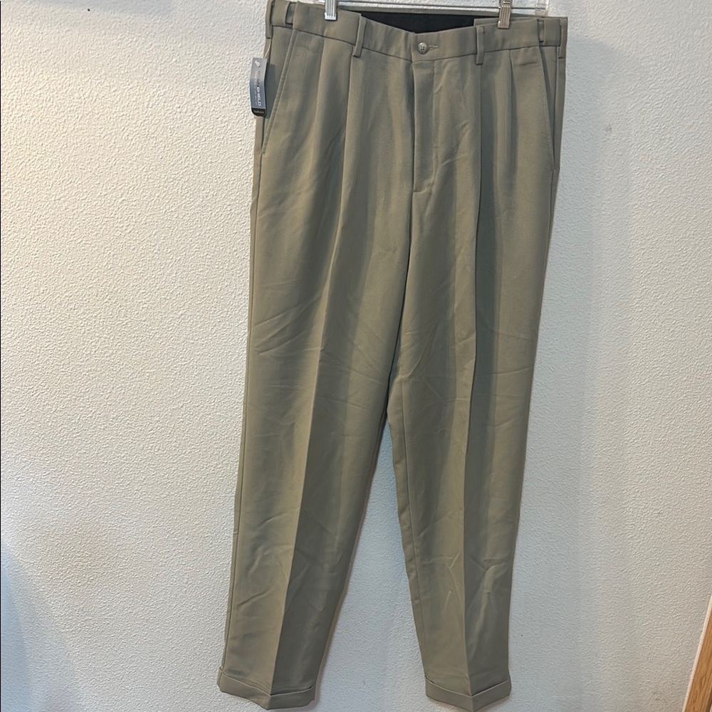 NWT Van Heusen Tan Chinos with Pleated Front